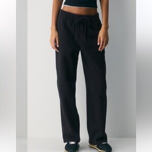 Aritzia Cozy Sweatfleece Boyfriend Wide Sweatpant